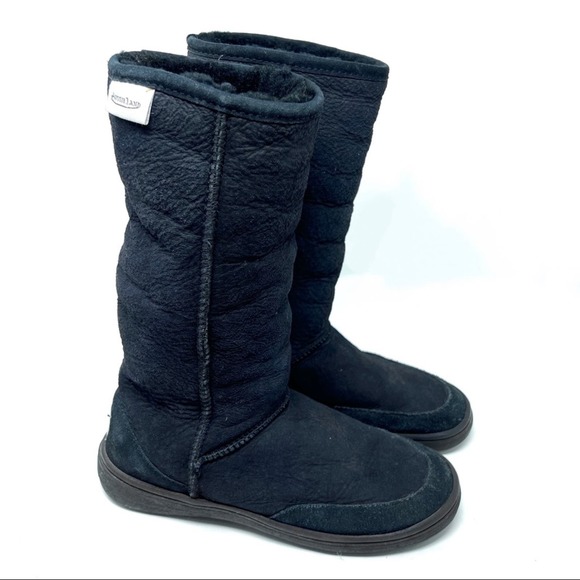 Ugg Aussie Land Black Leather Mid Shaft Cozy Sheep Skin Boots - Picture 1 of 8
